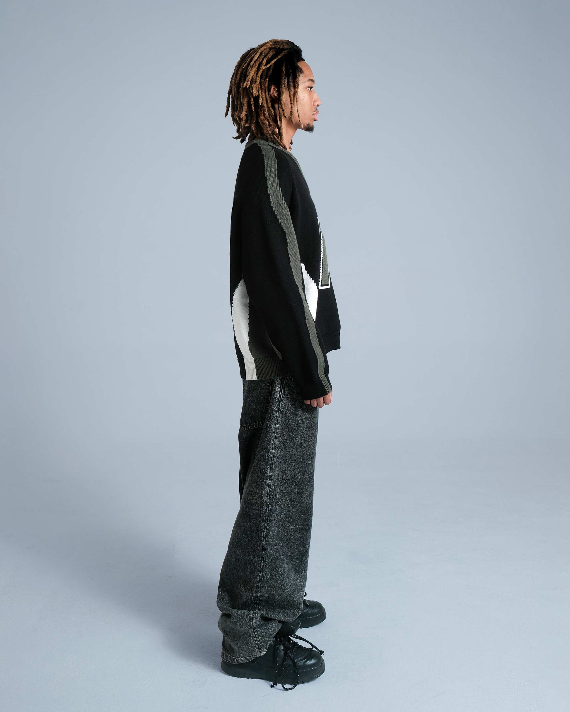 "Seven Lives" Football Knitted Sweater - mrcnoir